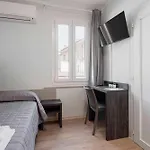 Urban Hotel 3*