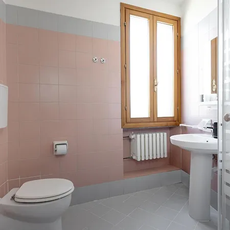 Urban Hotel 3*